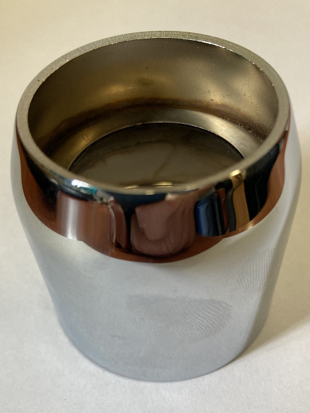 Kerámiabetét leszorító harang keverőcsaphoz